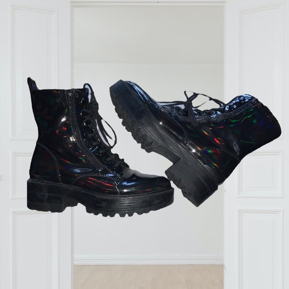 Guess Iridescent Platform Zip Up Boots Size 7M - Picture 2 of 11